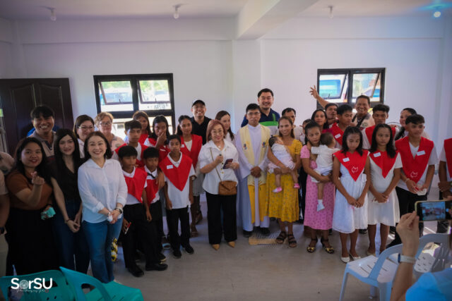 Mass Baptism Sitio Quirino (31)